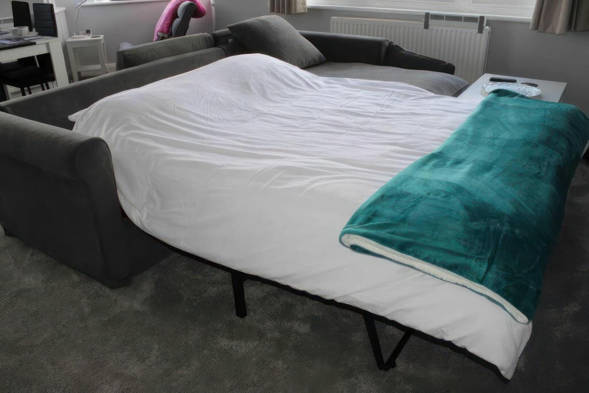 Lovely 2 Bed 2 Bath Flat With Free Parking Poole Kültér fotó