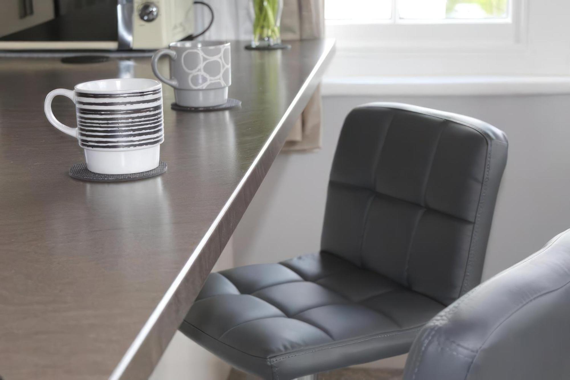 Lovely 2 Bed 2 Bath Flat With Free Parking Poole Kültér fotó