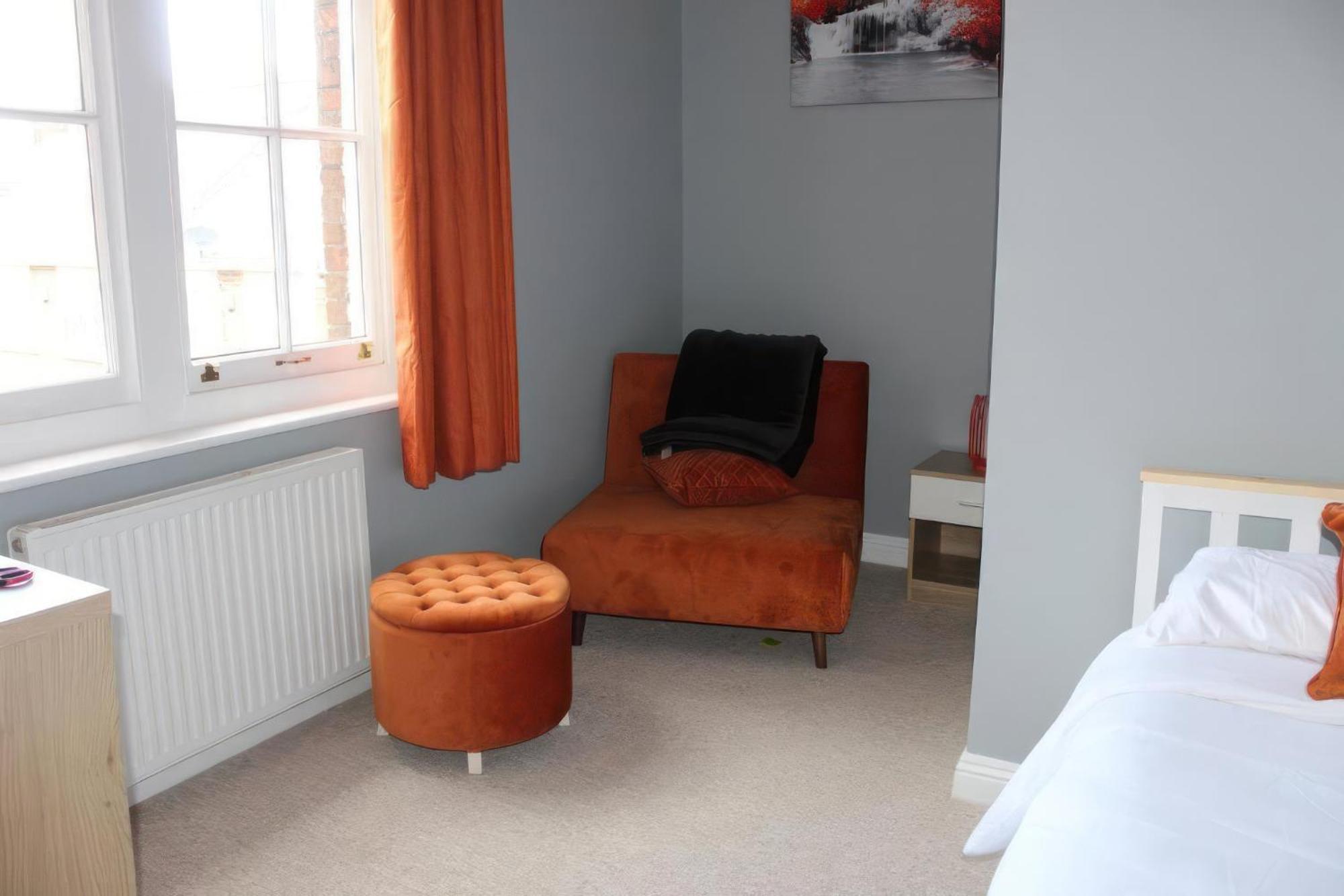 Lovely 2 Bed 2 Bath Flat With Free Parking Poole Kültér fotó