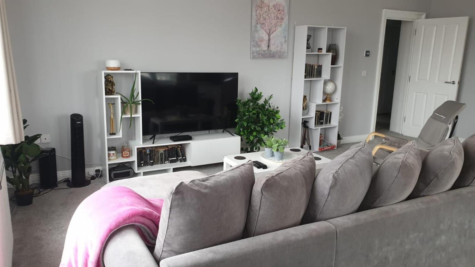 Lovely 2 Bed 2 Bath Flat With Free Parking Poole Kültér fotó
